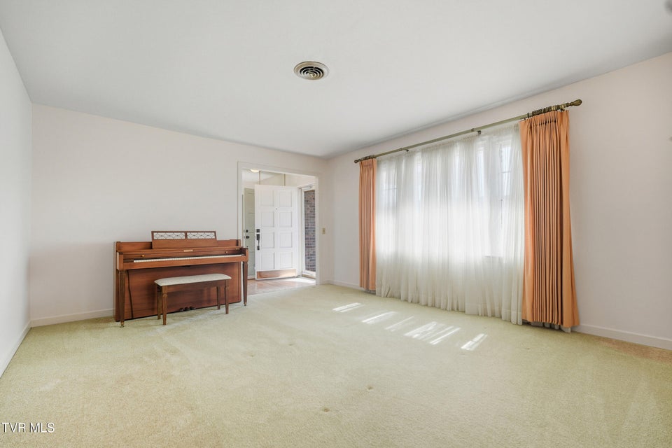 Photo #11: 100 Stone Drive