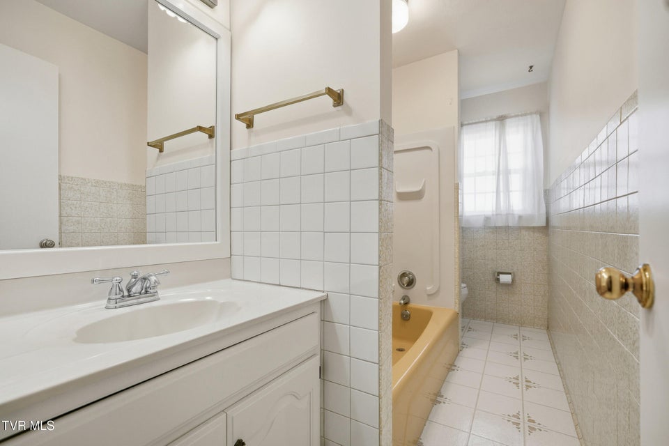 Photo #15: 100 Stone Drive