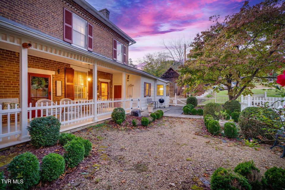 Photo #12: 1549 Highway 126 