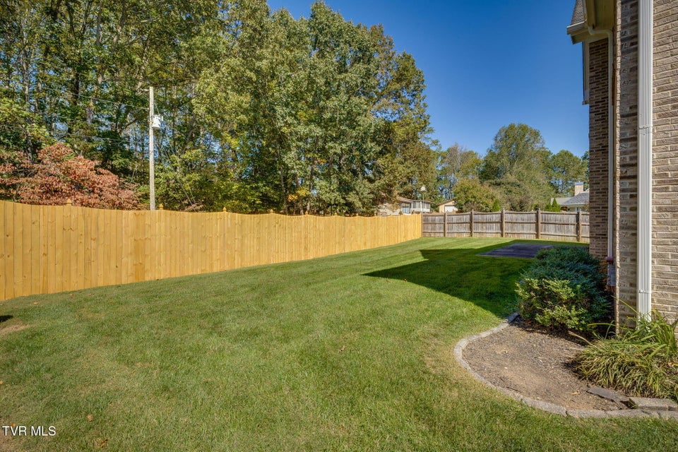 Photo #11: 205 Rosehaven Court