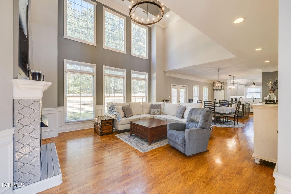 Photo #15: 205 Rosehaven Court