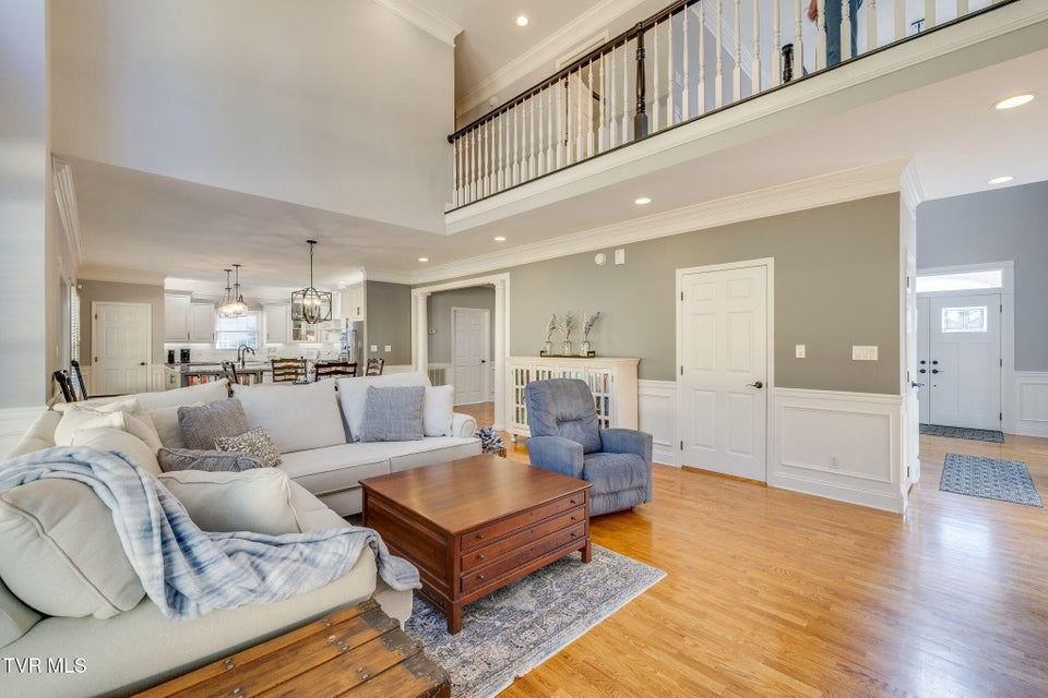 Photo #16: 205 Rosehaven Court