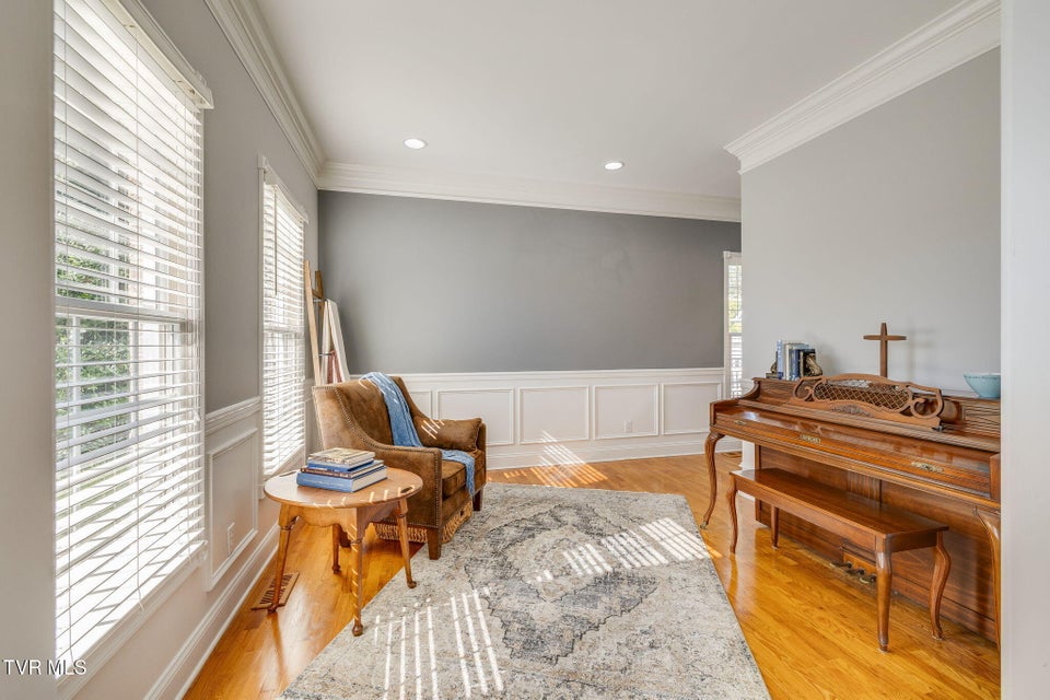 Photo #28: 205 Rosehaven Court