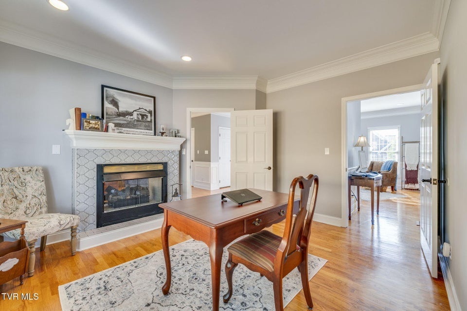 Photo #32: 205 Rosehaven Court