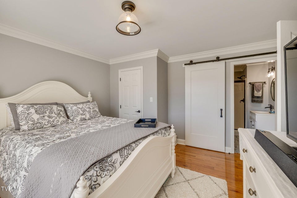 Photo #52: 205 Rosehaven Court