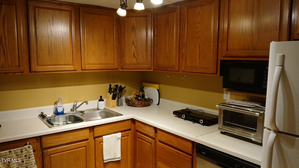 Photo #16: 364 Max Jett Road