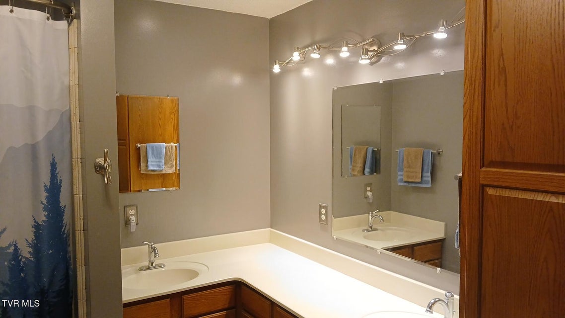 Photo #28: 364 Max Jett Road