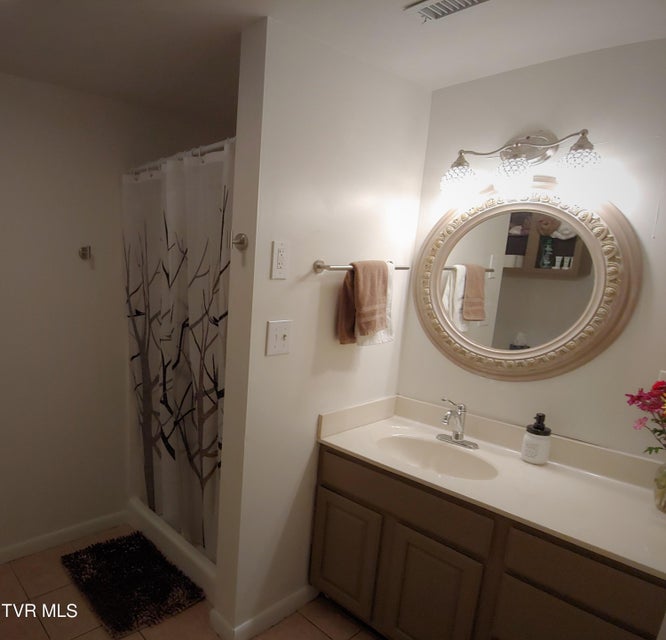 Photo #31: 364 Max Jett Road