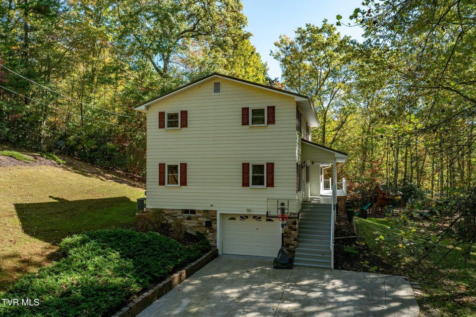 Photo #3: 2028 Shingletown Road