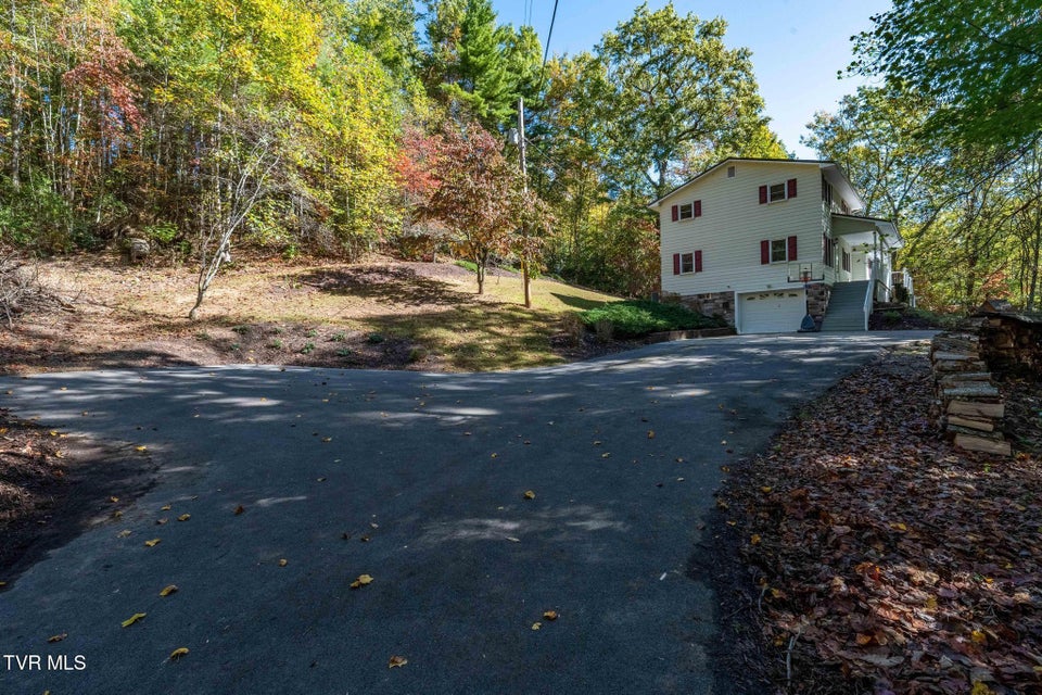 Photo #10: 2028 Shingletown Road