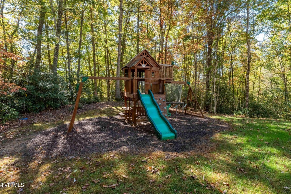 Photo #15: 2028 Shingletown Road