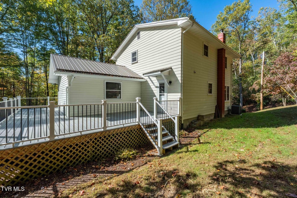 Photo #23: 2028 Shingletown Road