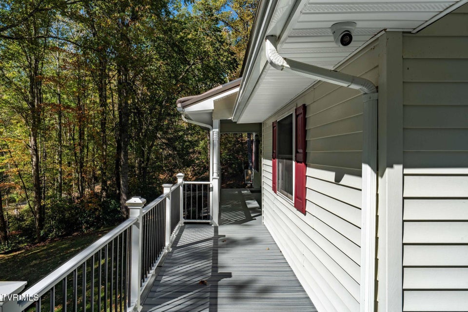 Photo #31: 2028 Shingletown Road