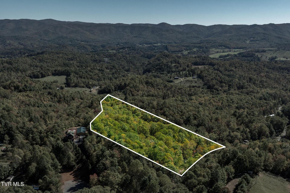 Photo #35: 2028 Shingletown Road