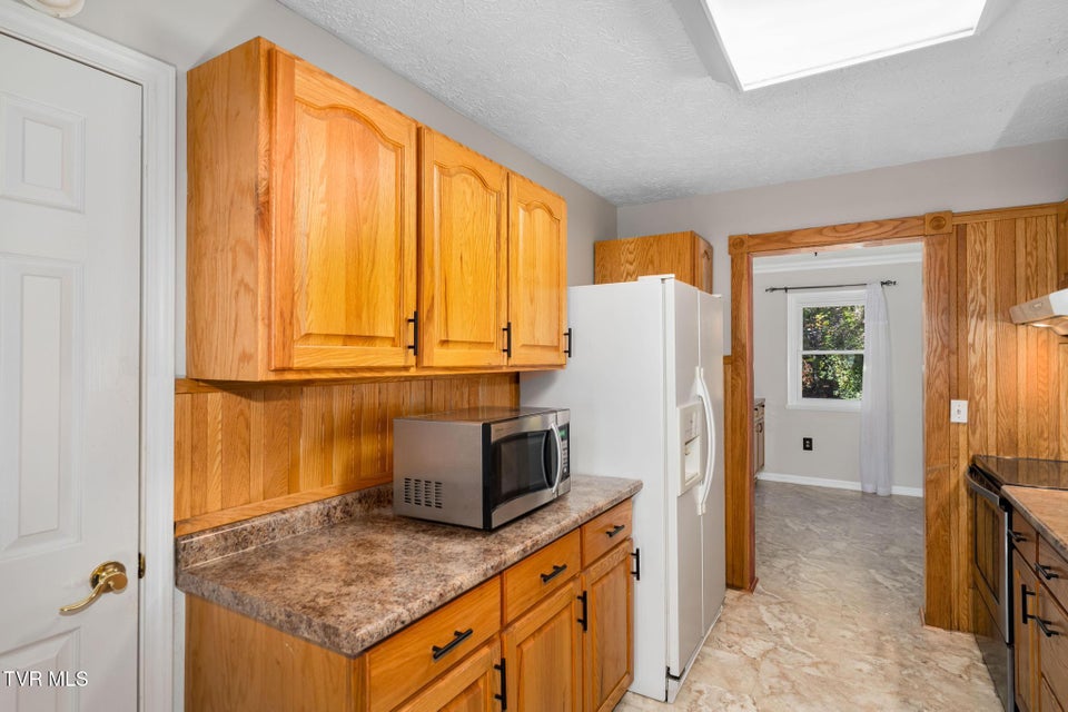 Photo #47: 2028 Shingletown Road