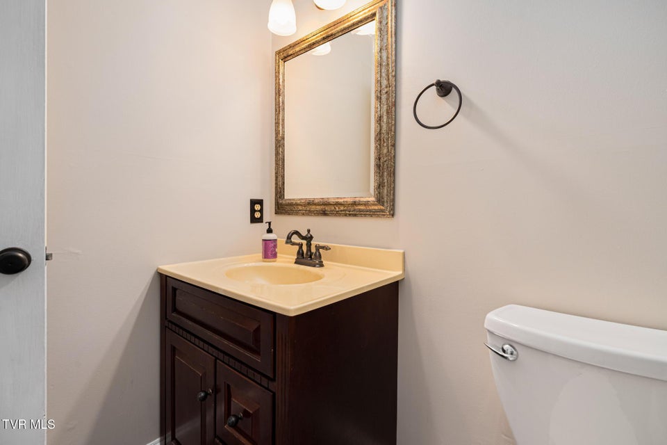 Photo #51: 2028 Shingletown Road