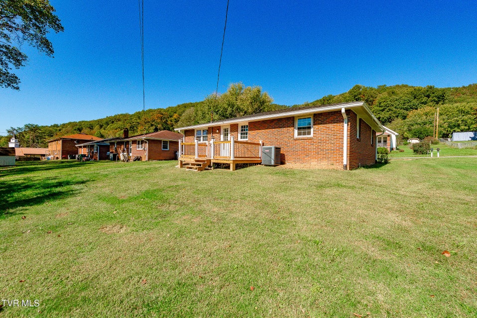 Photo #27: 244 Chapel Street