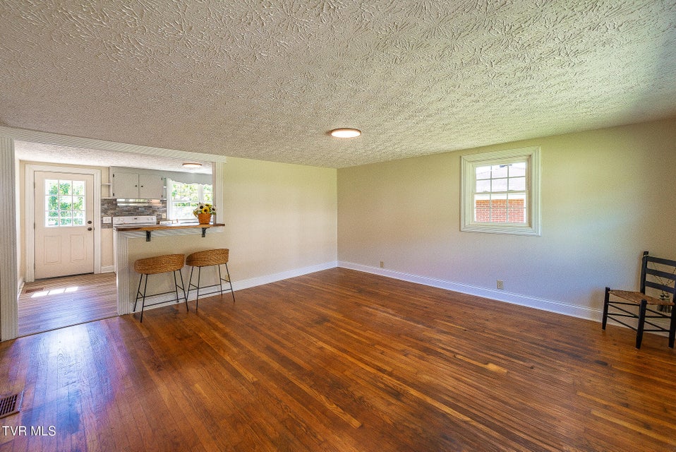 Photo #3: 244 Chapel Street