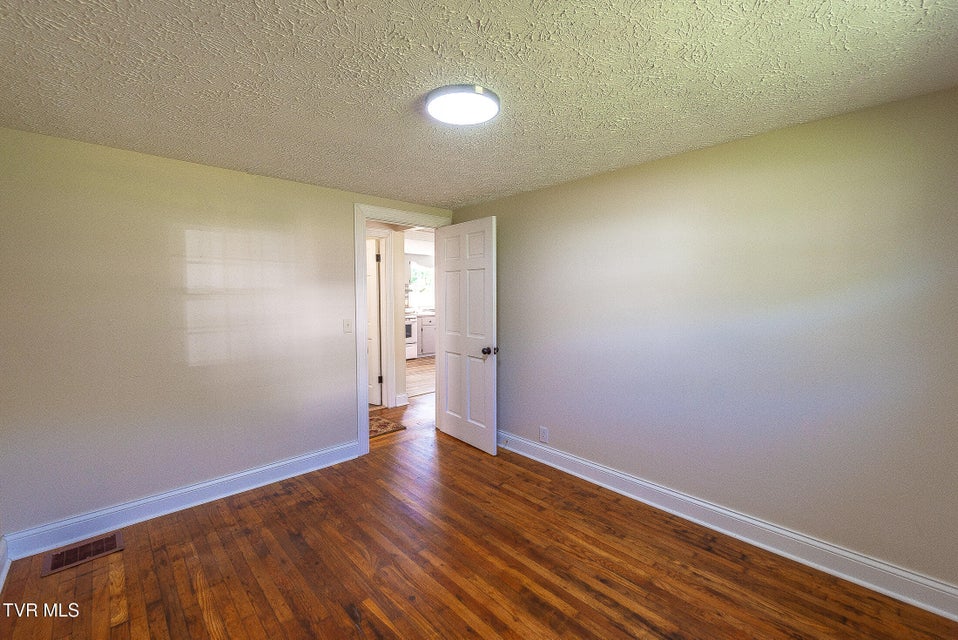 Photo #14: 244 Chapel Street