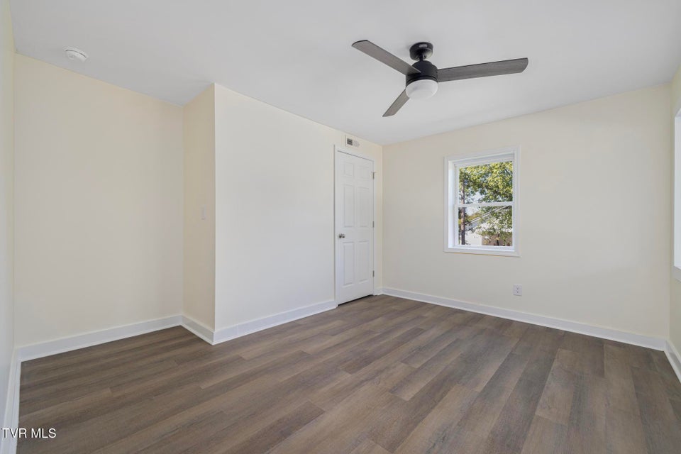 Photo #17: 260 Buttermilk Road