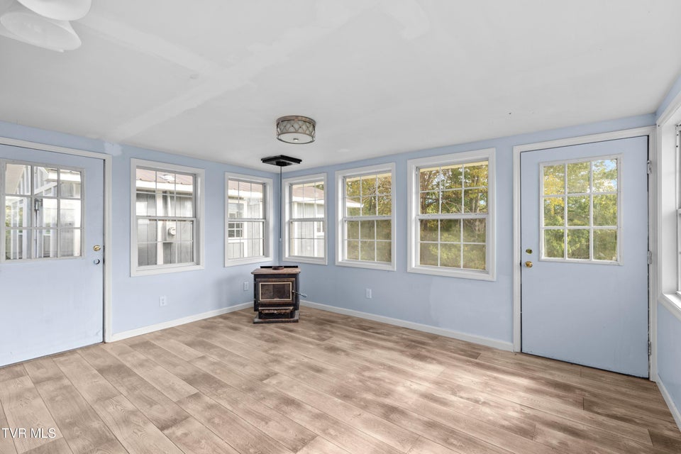 Photo #33: 246 Collingsworth Road