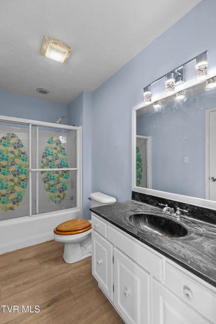 Photo #36: 246 Collingsworth Road