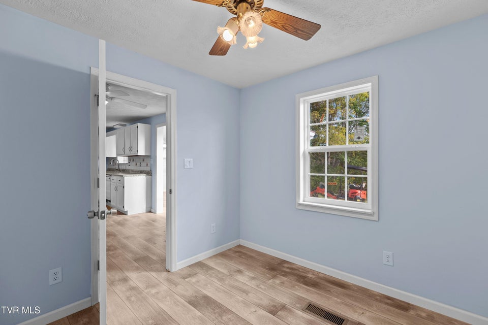 Photo #20: 246 Collingsworth Road