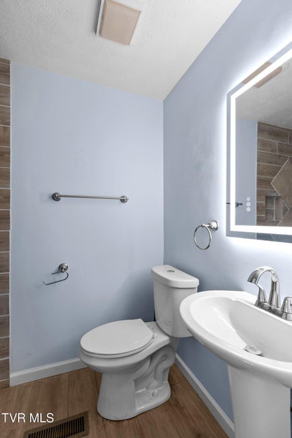 Photo #26: 246 Collingsworth Road