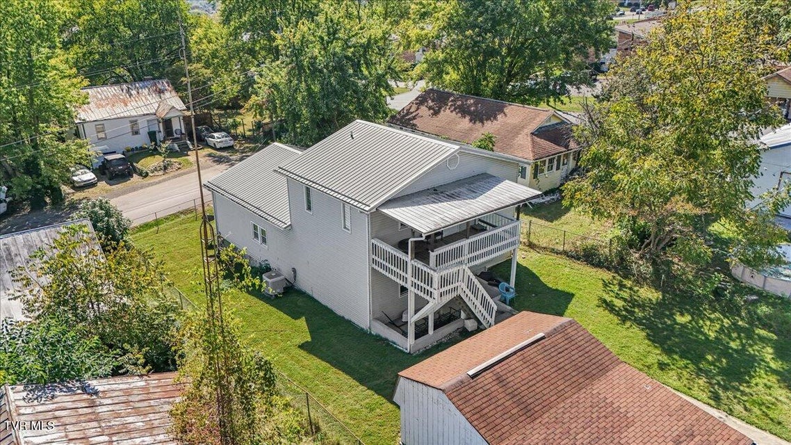 Photo #3: 1620 Lake Street