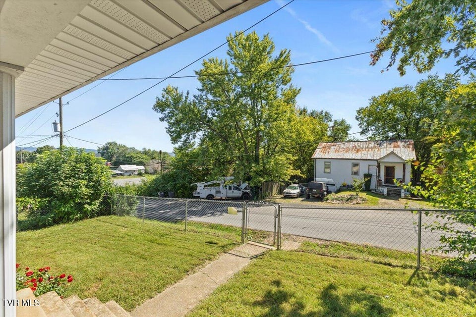 Photo #6: 1620 Lake Street