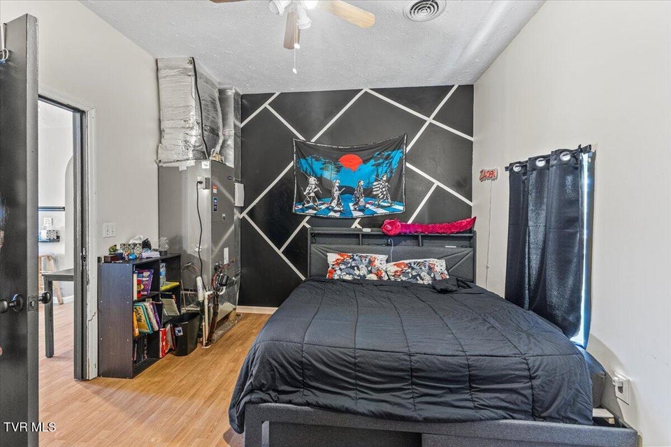 Photo #15: 1620 Lake Street