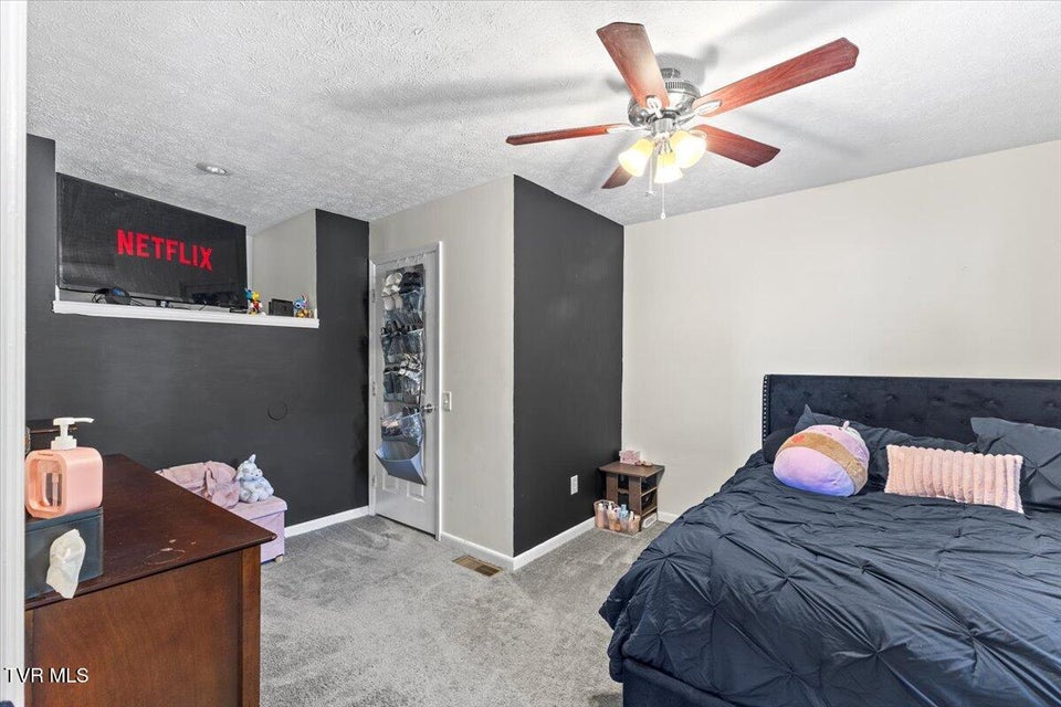 Photo #29: 1620 Lake Street