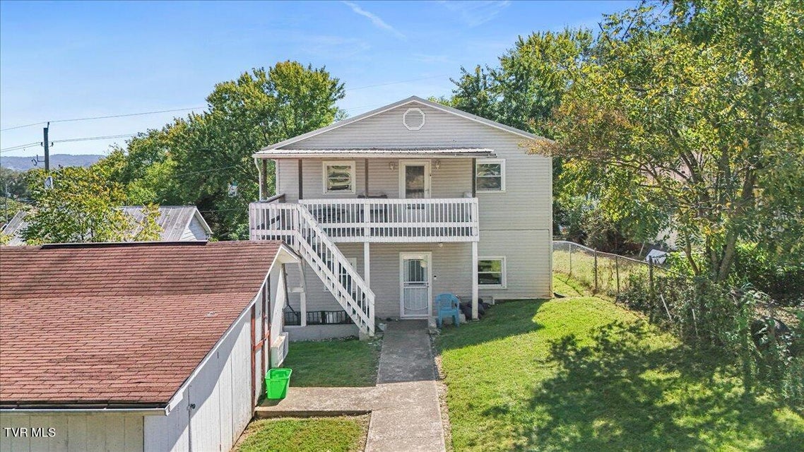 Photo #32: 1620 Lake Street