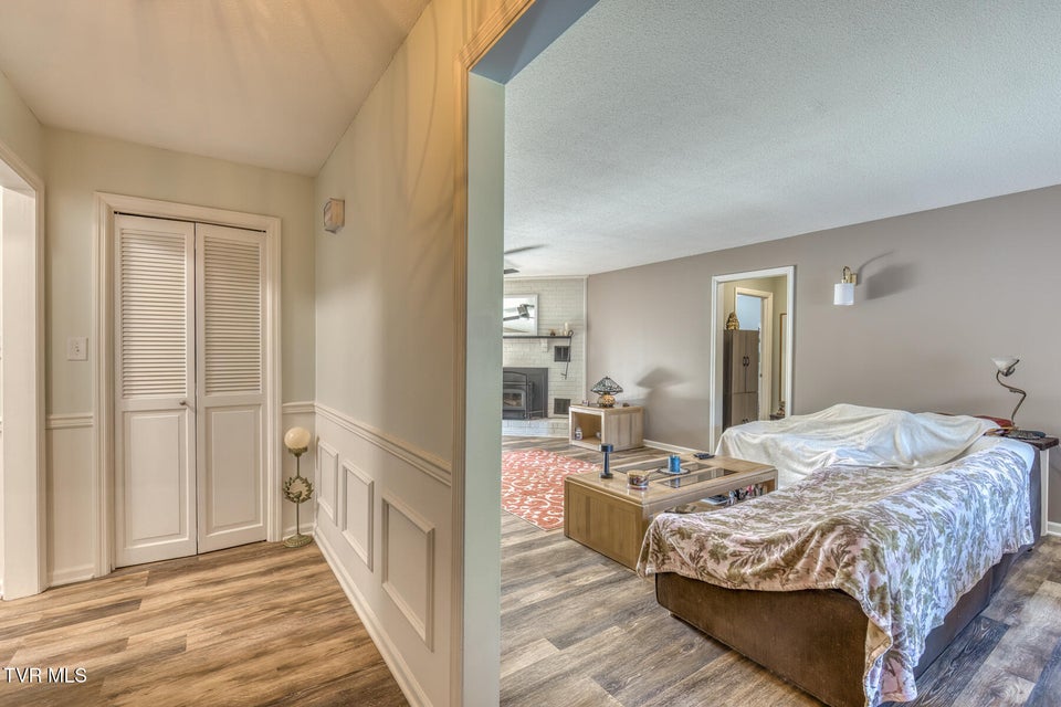 Photo #3: 109 Canterbury Lane