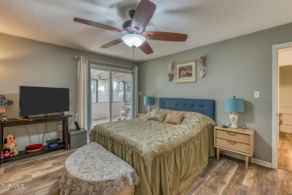 Photo #12: 109 Canterbury Lane