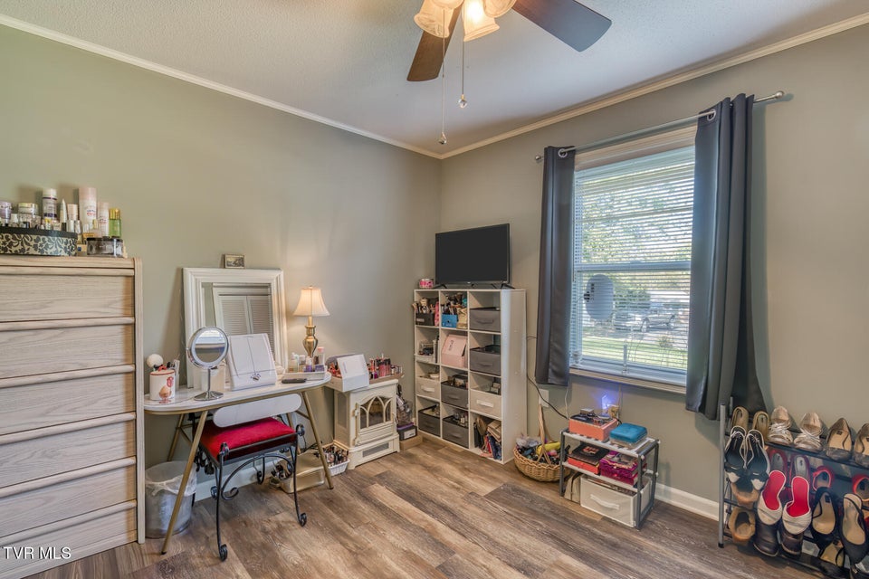 Photo #17: 109 Canterbury Lane