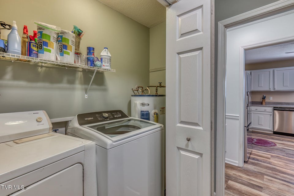 Photo #19: 109 Canterbury Lane