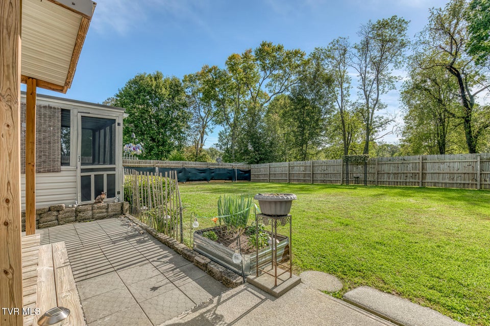 Photo #23: 109 Canterbury Lane