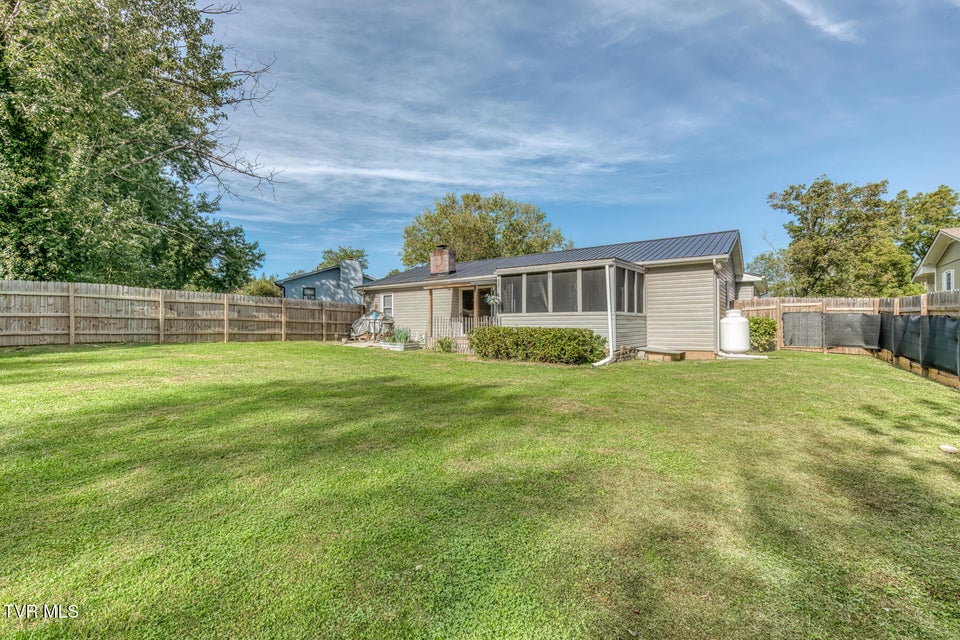 Photo #24: 109 Canterbury Lane