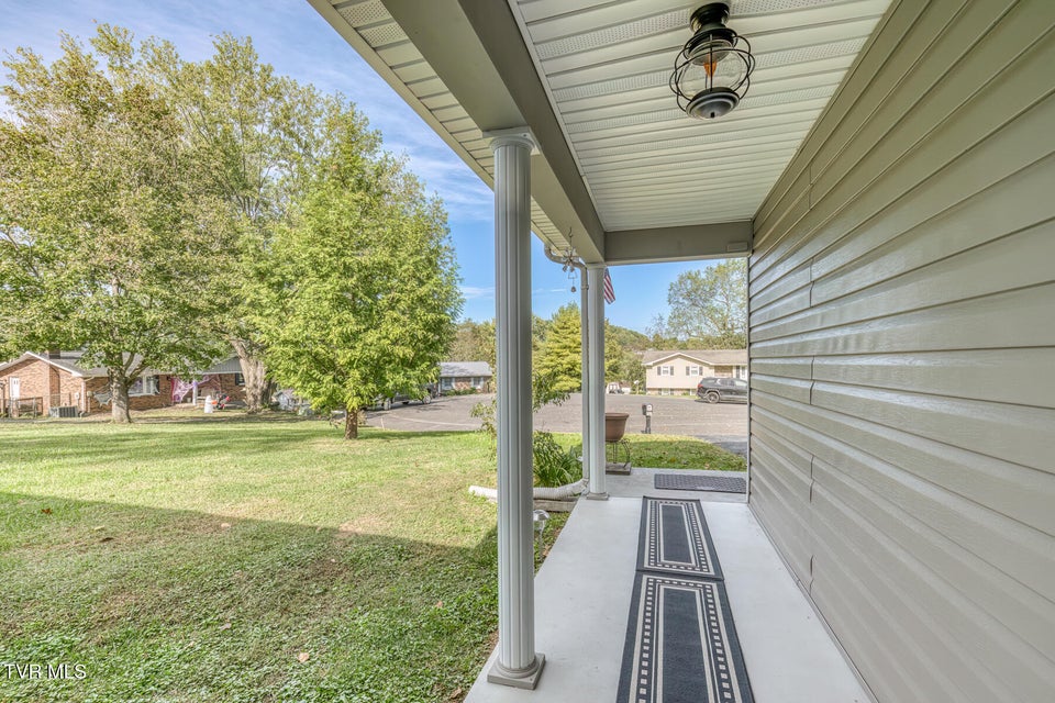 Photo #28: 109 Canterbury Lane