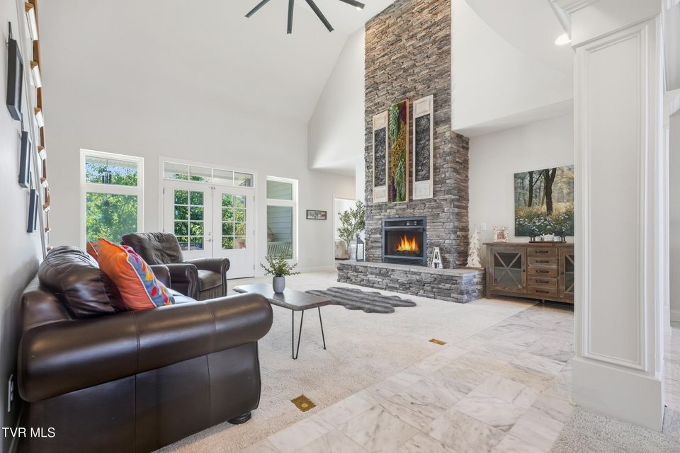 Photo #6: 534 Buckingham Road