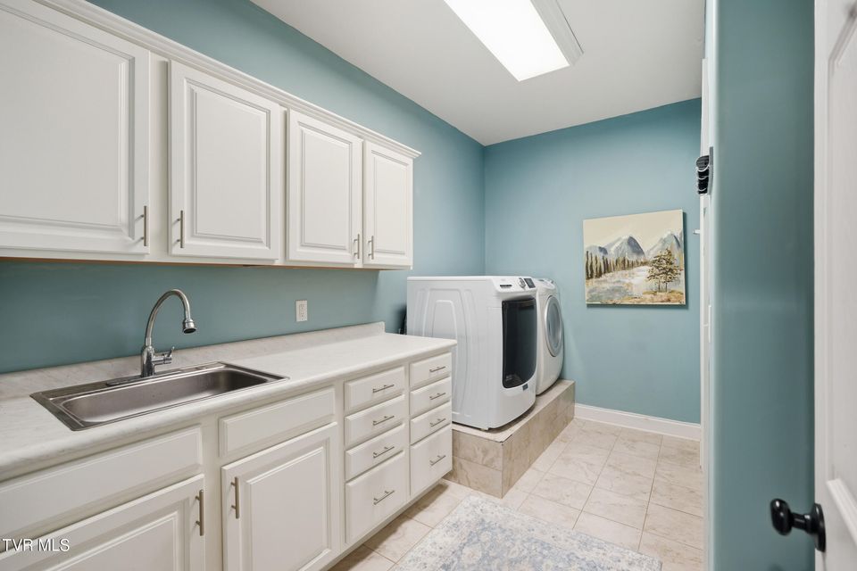 Photo #44: 534 Buckingham Road