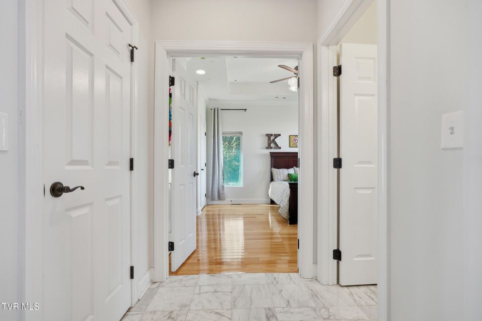 Photo #36: 534 Buckingham Road