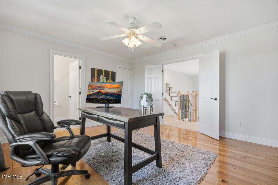 Photo #56: 534 Buckingham Road