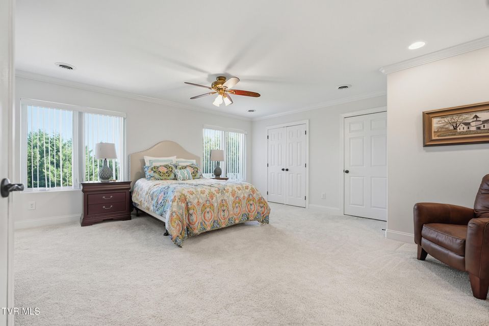 Photo #46: 534 Buckingham Road