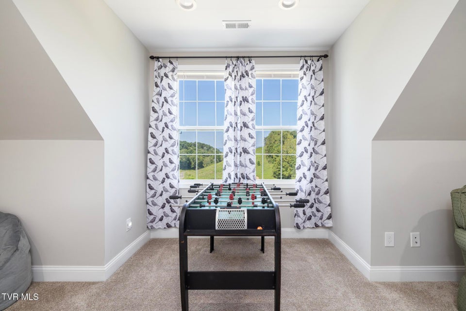 Photo #27: 306 Silver Oak Trail