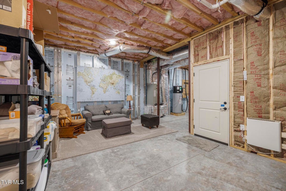 Photo #33: 306 Silver Oak Trail