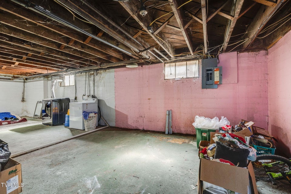 Photo #46: 722 Holston Street