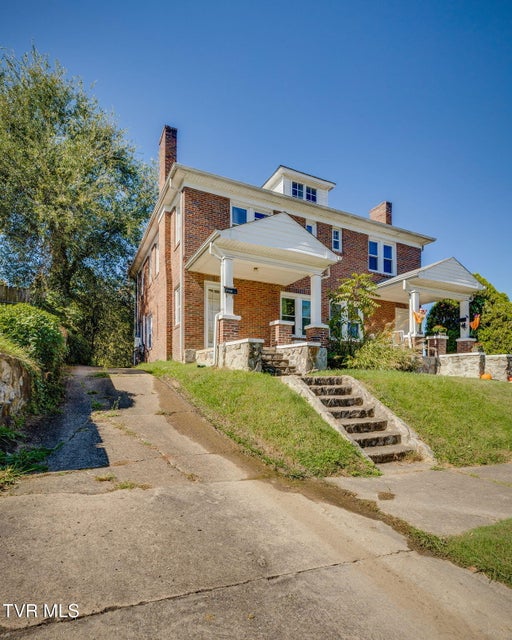 Photo #50: 722 Holston Street