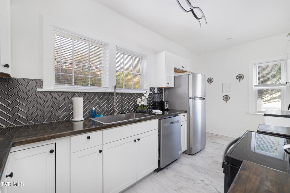 Photo #14: 722 Holston Street